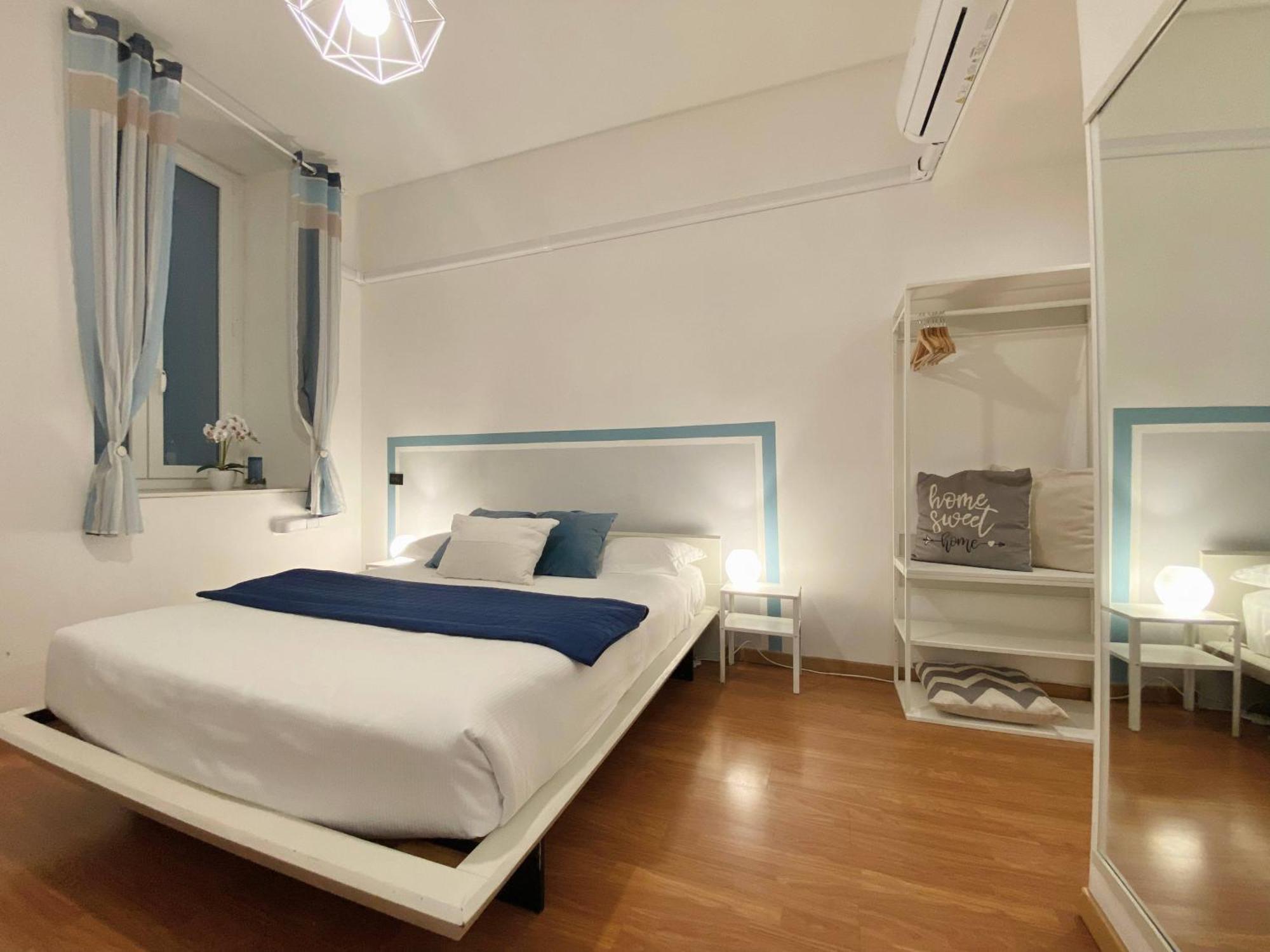 Mazzini 12 Very Central Apartment With Private Garage, Air Conditioning, Wifi, Just 50 Meters From The Beach ラッパロ エクステリア 写真