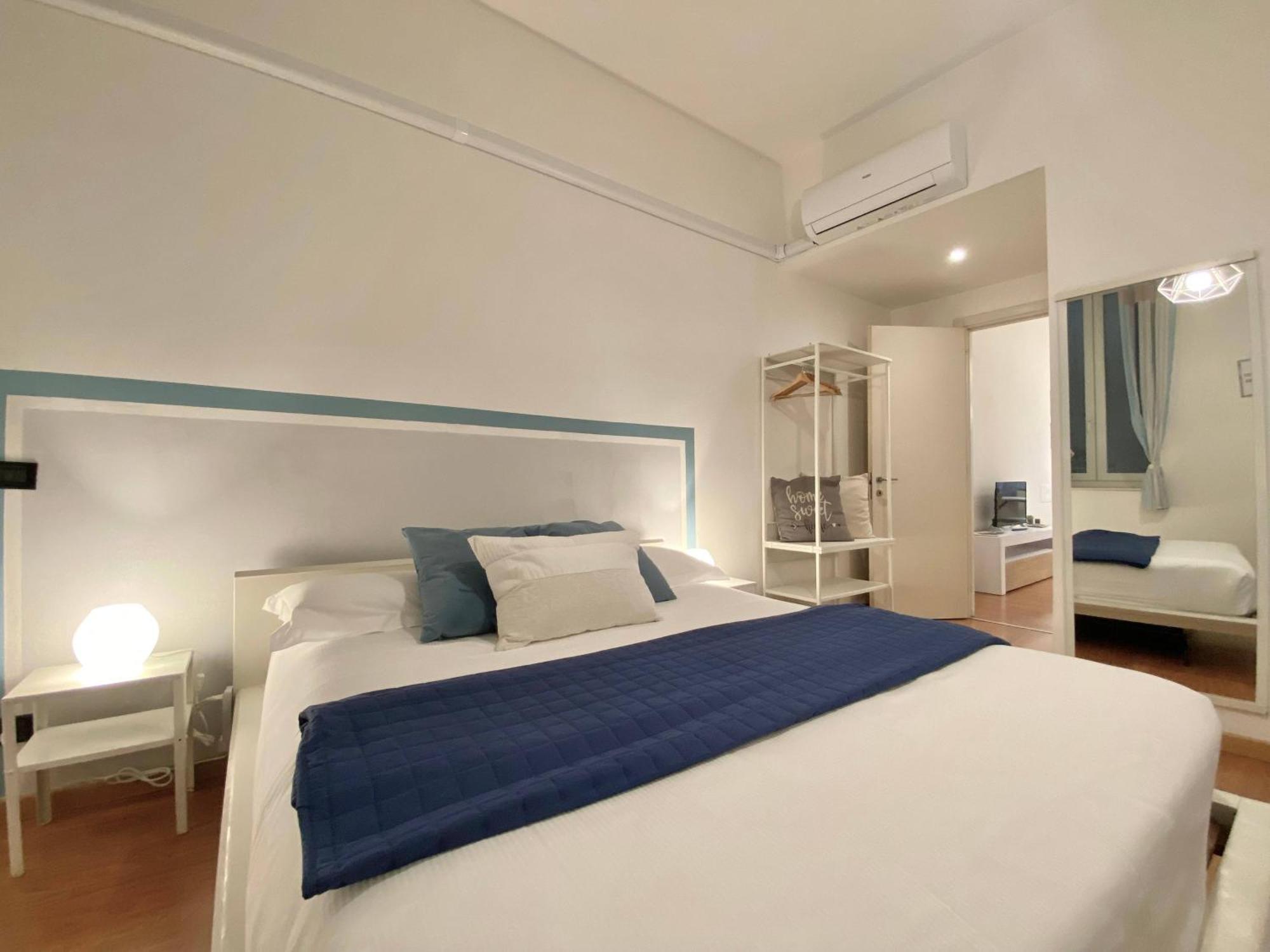 Mazzini 12 Very Central Apartment With Private Garage, Air Conditioning, Wifi, Just 50 Meters From The Beach ラッパロ エクステリア 写真