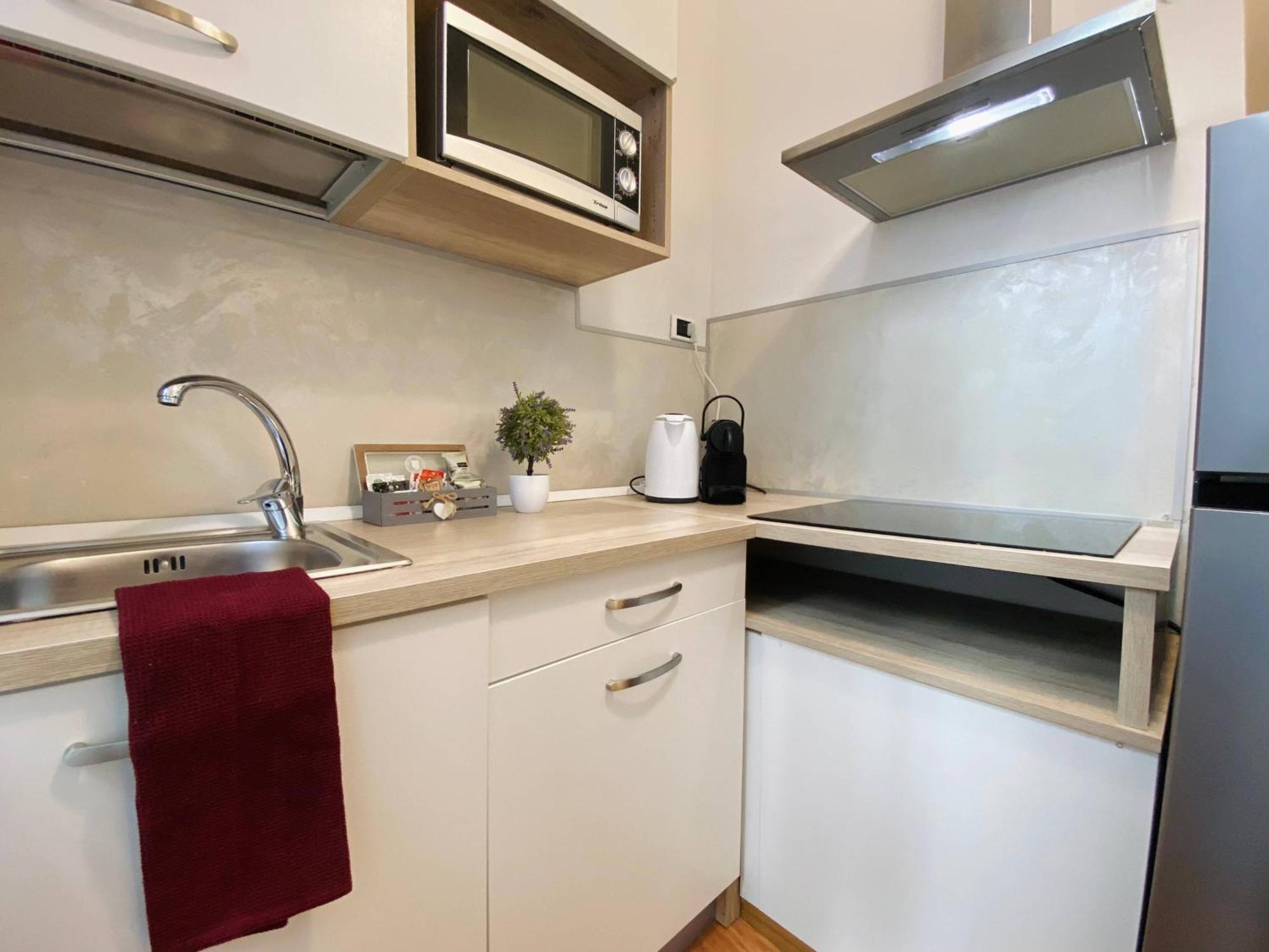 Mazzini 12 Very Central Apartment With Private Garage, Air Conditioning, Wifi, Just 50 Meters From The Beach ラッパロ エクステリア 写真